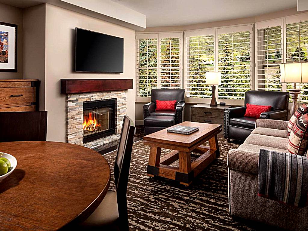 Marriott's StreamSide Evergreen at Vail: Two-Bedroom Villa with Fireplace (Vail) 
