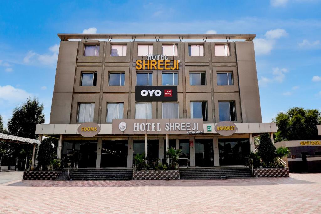 OYO HOTEL SHREEJI