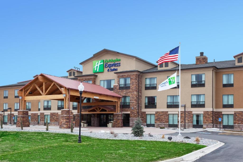 Holiday Inn Express Hotel & Suites Lander, an IHG Hotel